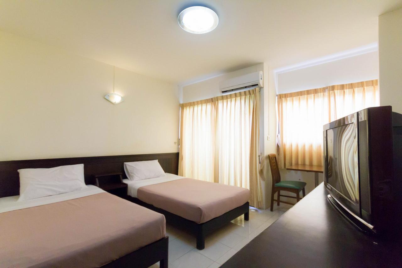 פראצ'ואפ קירי קאן Mont Talay Hotel מראה חיצוני תמונה