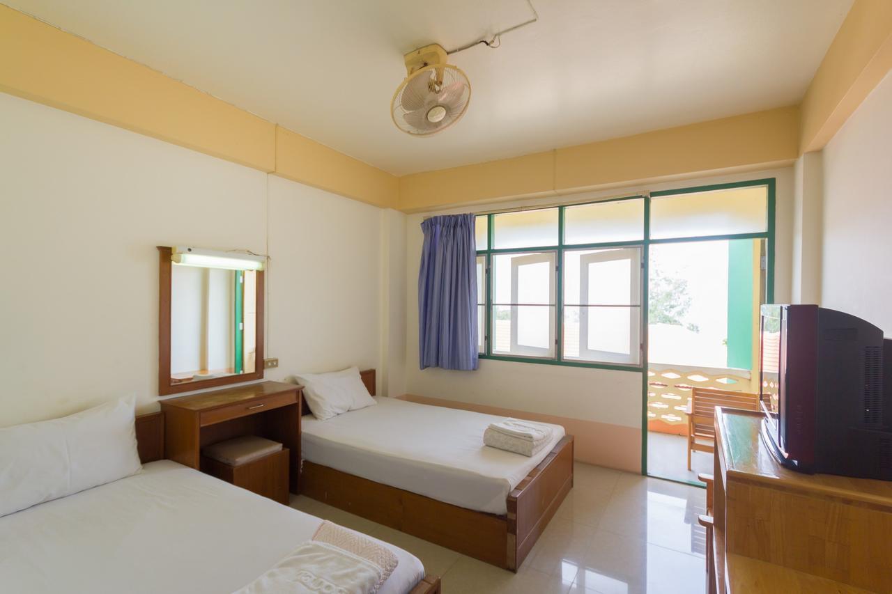 פראצ'ואפ קירי קאן Mont Talay Hotel מראה חיצוני תמונה